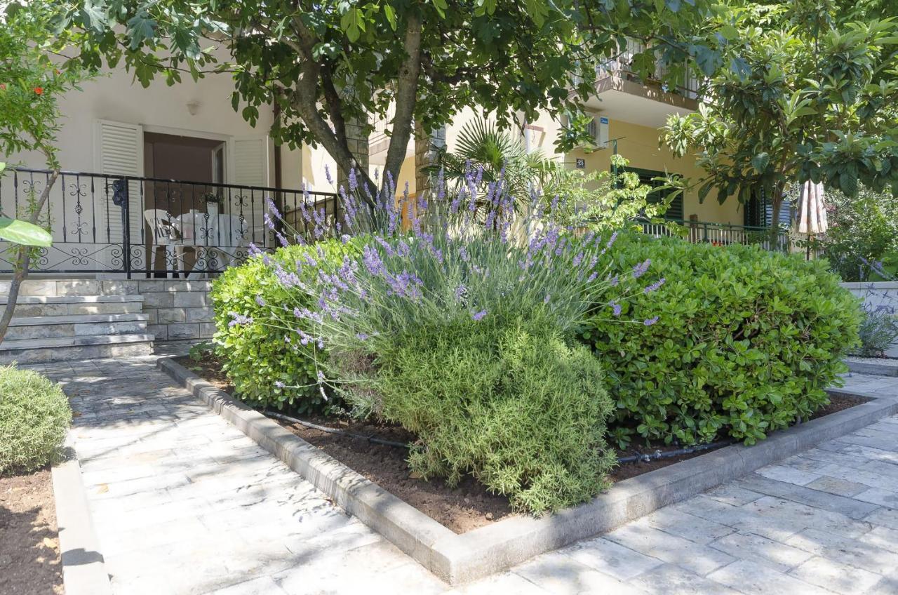 Apartments Karolina Vodice Exterior foto